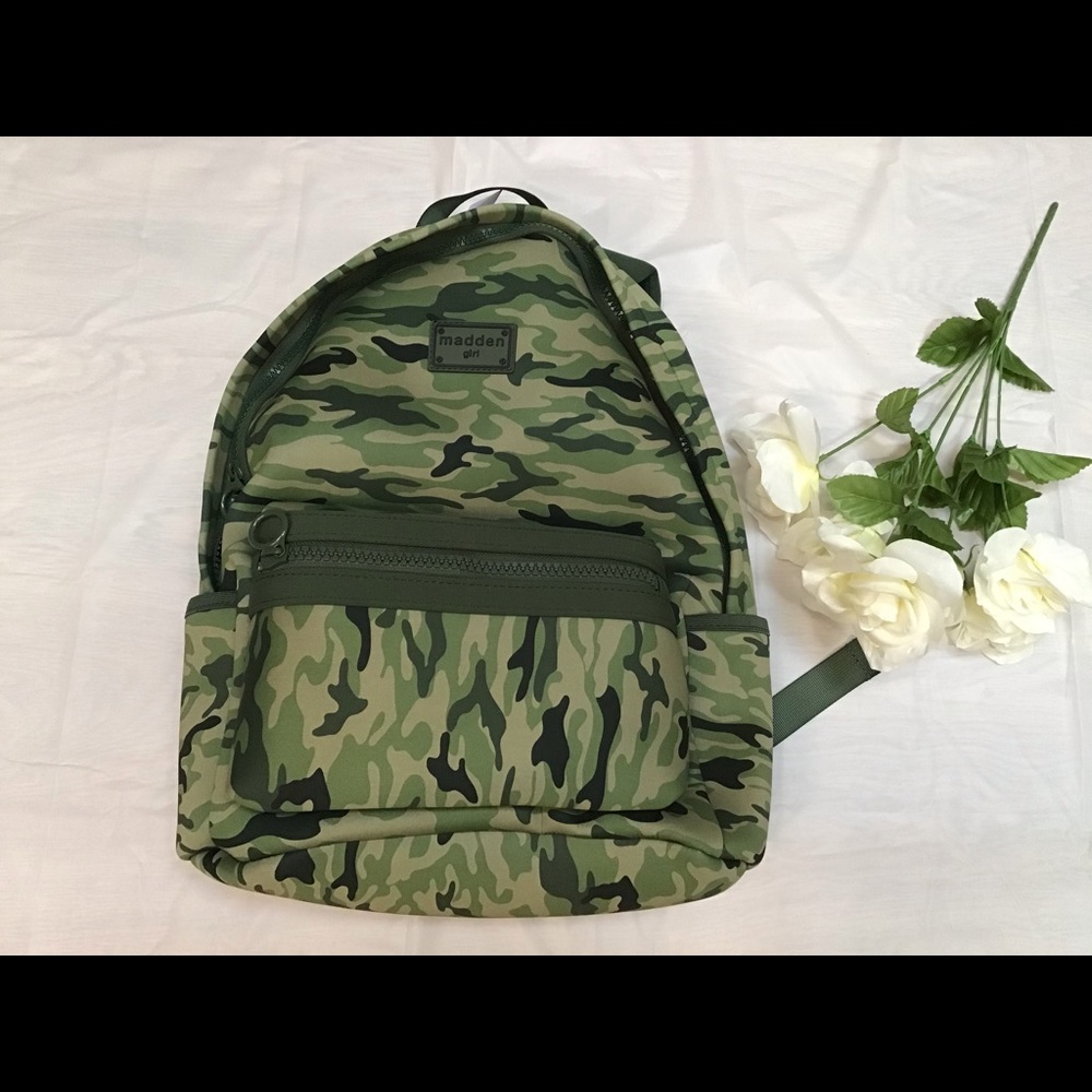 NWT Army Colors backpack 🎒